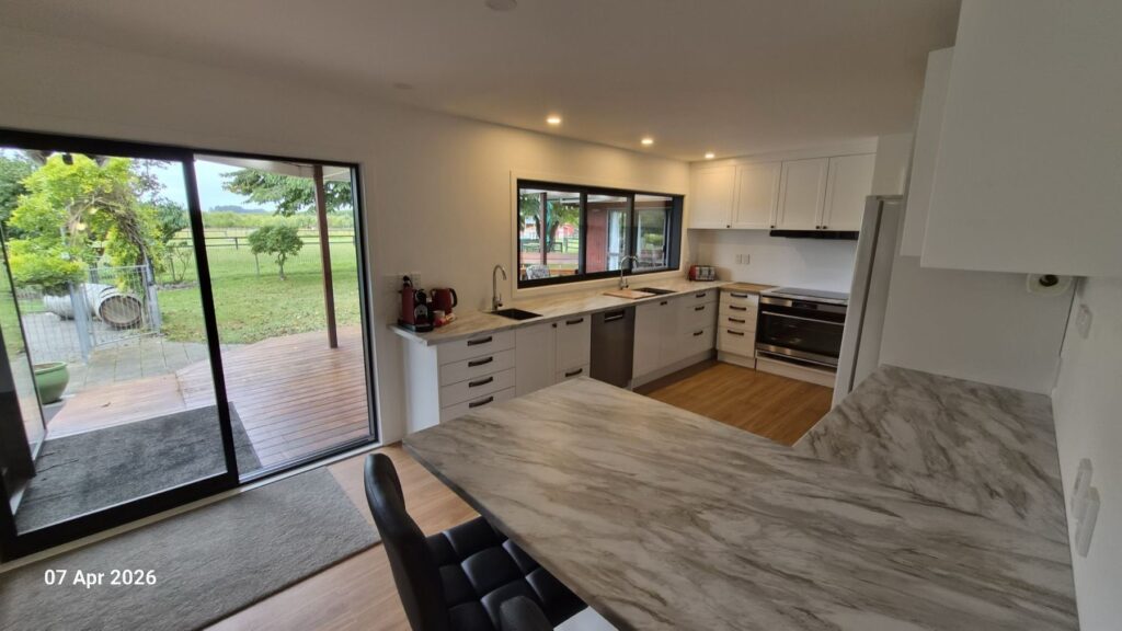 Farmhouse kitchen and breakfast bar